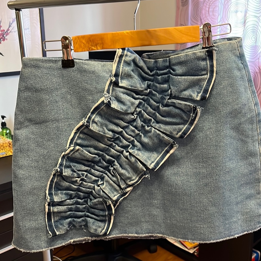 Trafaluc Zara denim mini skirt size L